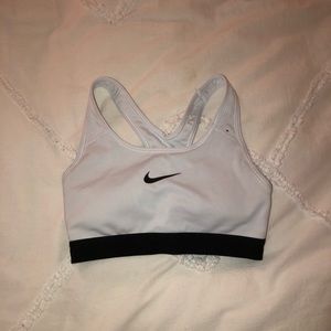 nike sports bra